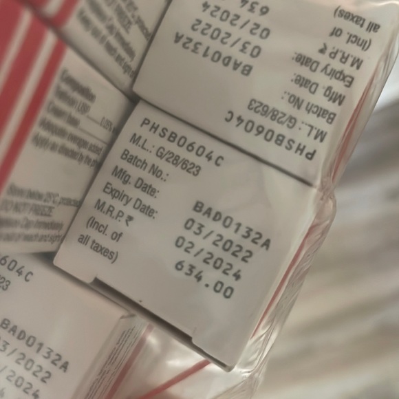 Eyelash Serum - Picture 2 of 2